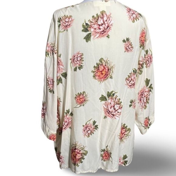SKYE’S THE LIMIT Floral Kimono, Front Tie Closure, 3/4 Sleeves, Size M - Picture 8 of 8